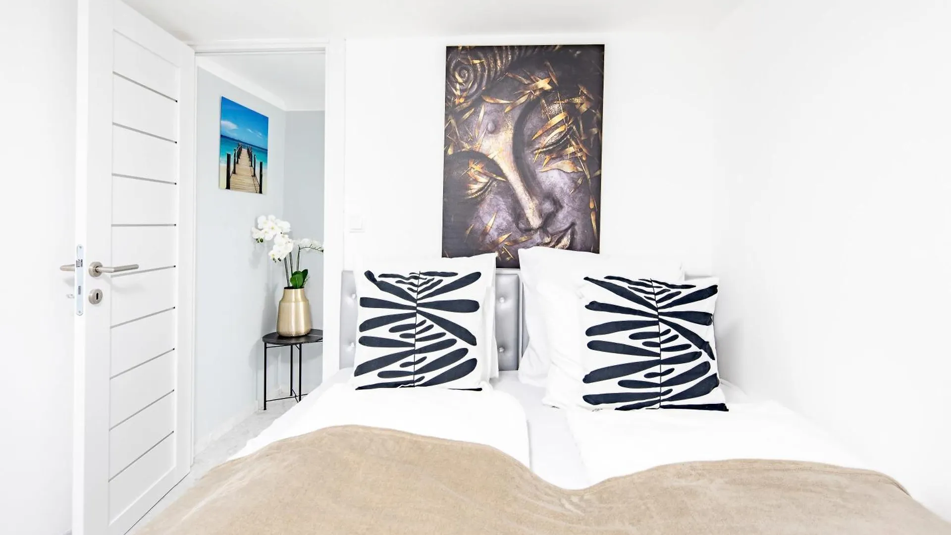 Very Central - Easy Access Budapest